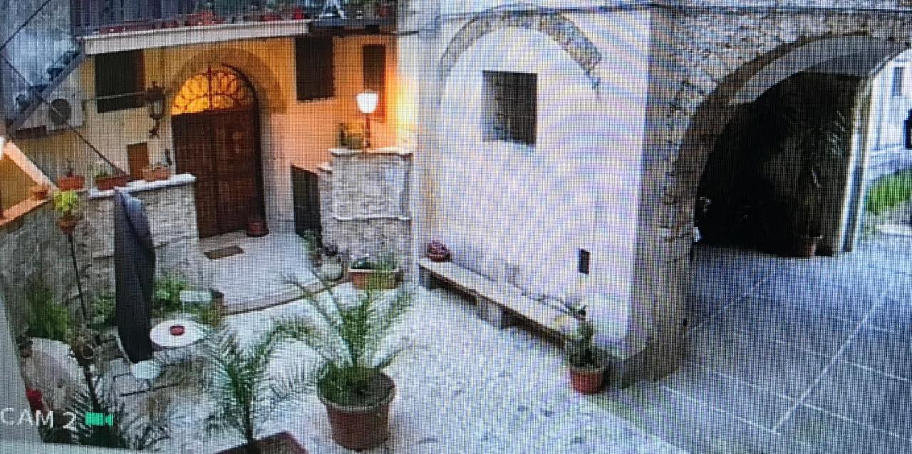 Le Prigioni Del Palazzo B&B 索拉 外观 照片