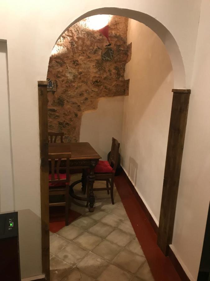Le Prigioni Del Palazzo B&B 索拉 外观 照片