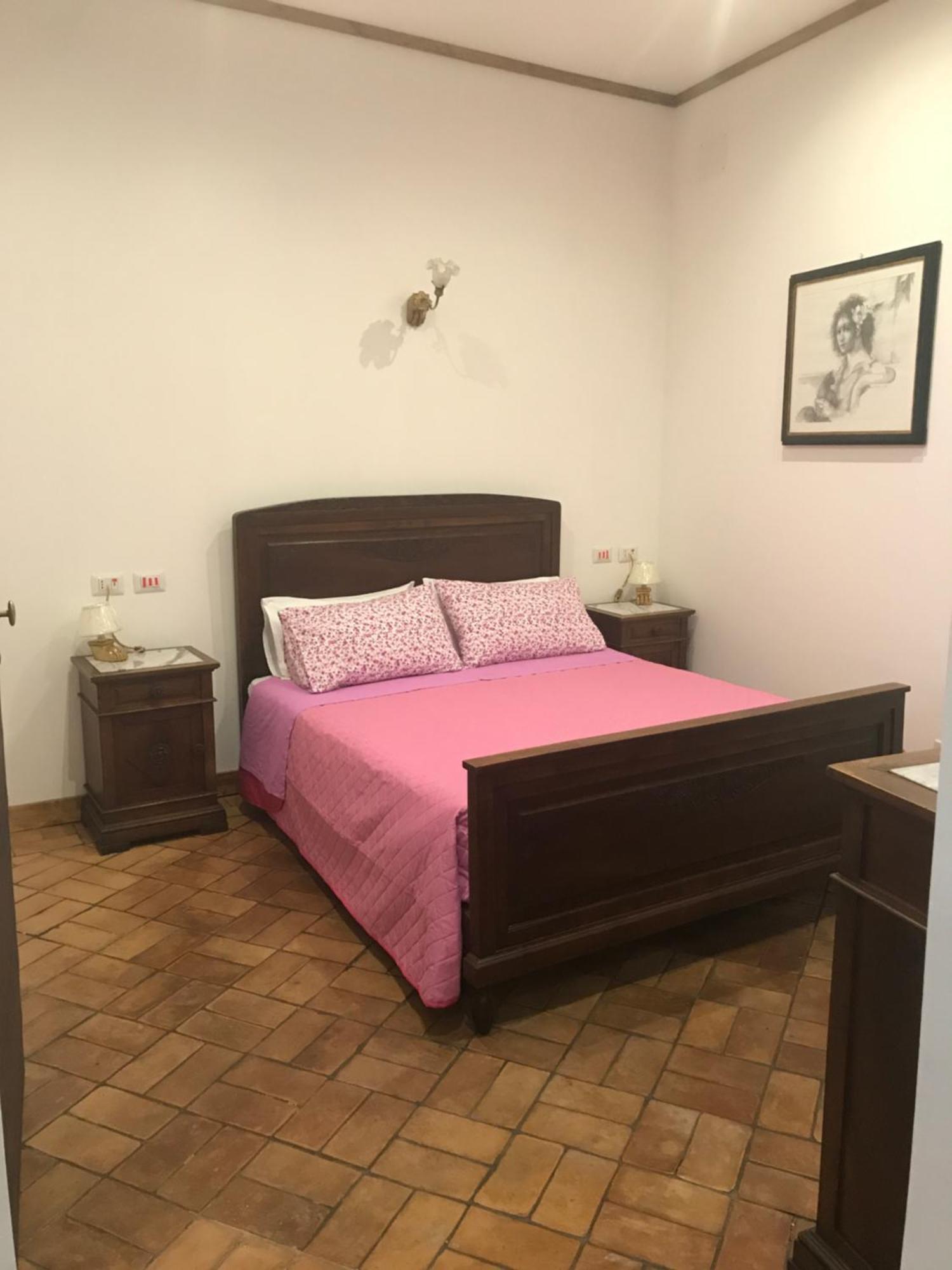 Le Prigioni Del Palazzo B&B 索拉 客房 照片